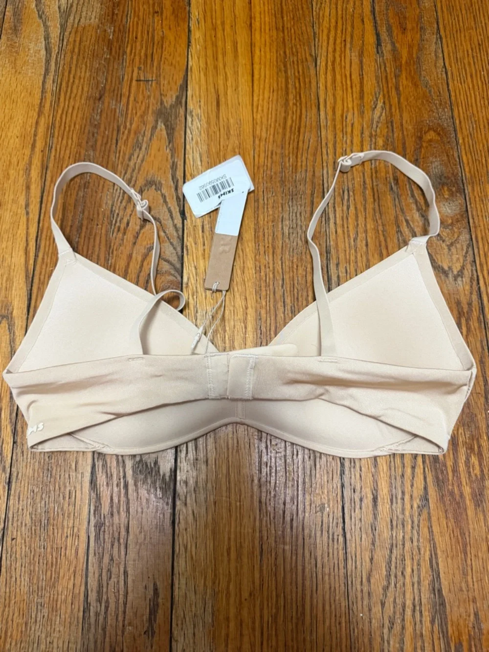 SKIMS Smooth Nude Contour T-Shirt Bra - Picture 2 of 4